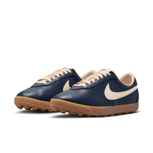 Nike Women's Astrograbber Leather II1259-400