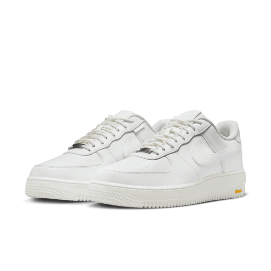 Nike Men's Air Force 1 GORE-TEX Vibram HV5953-100