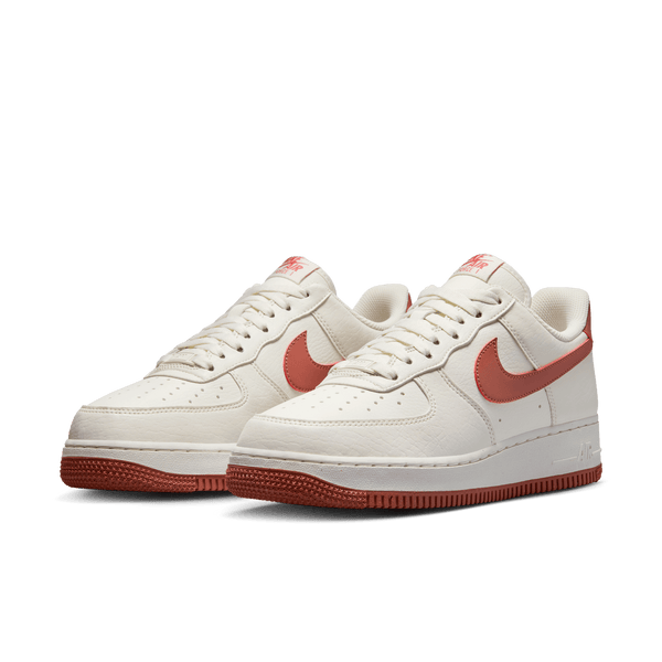 Nike Women's Air Force 1 '07 Next Nature DC9486-105