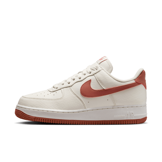 Nike Women's Air Force 1 '07 Next Nature DC9486-105