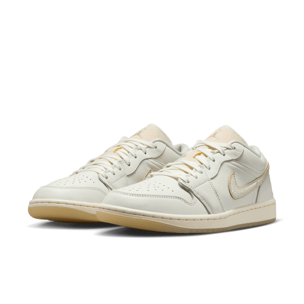 Nike Women's Air Jordan 1 Low SE HV5157-100
