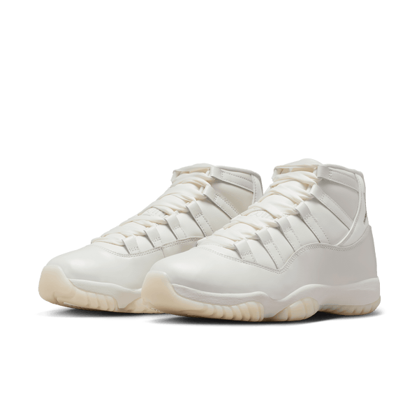 Nike Women's Air Jordan 11 Retro "Pearl" AR0715-110