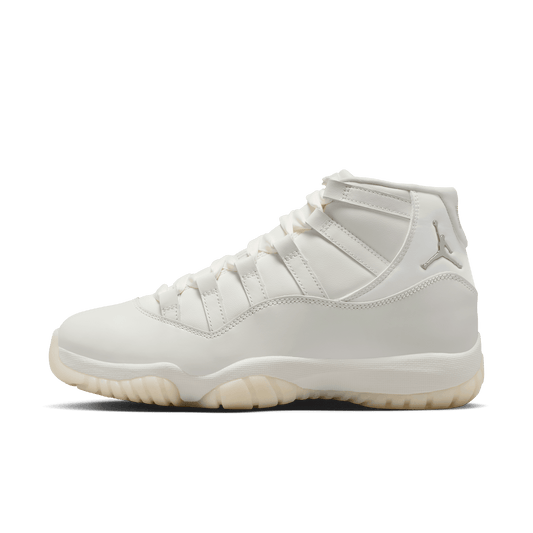 Nike Women's Air Jordan 11 Retro "Pearl" AR0715-110