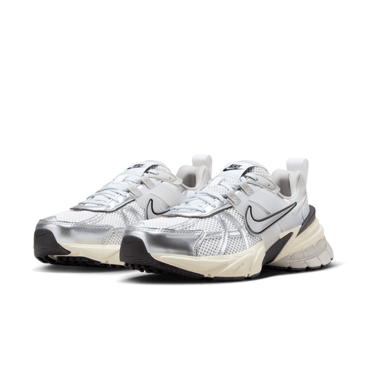 Nike Women's V2K Run FD0736-100